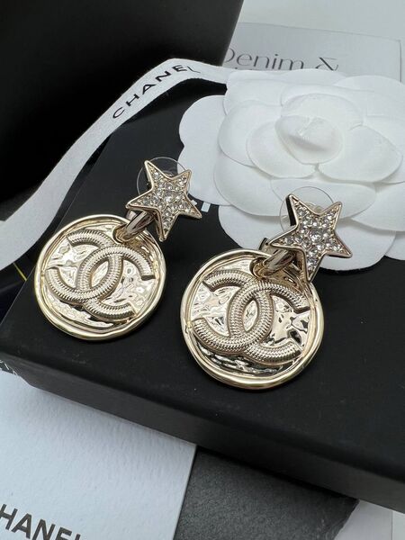 Серьги Chanel золотой 175167