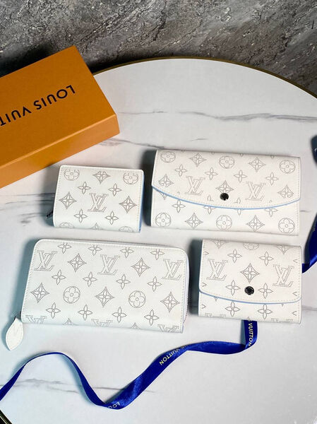 Кошелек Louis Vuitton женский кожа белый 187918-3
