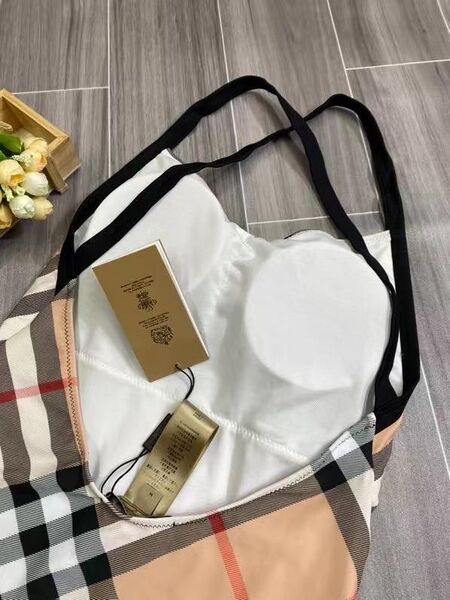 Купальник Burberry женский бежевый 37031-6