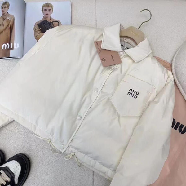 Пуховик Miu Miu женский белый 125025-3