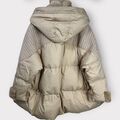 Пуховик Loro Piana женский бежевый 165966-2
