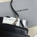 Сумка Balenciaga Passport Phone Holder Black женский кожа черный 150387-9
