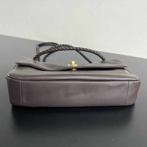 Сумка Bottega Veneta Madison женский кожа черный 197083-6