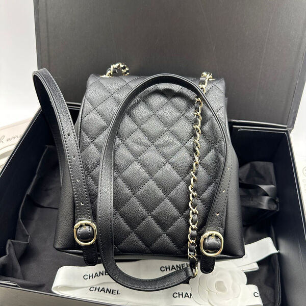 Рюкзак Chanel женский кожа черный 118822-3
