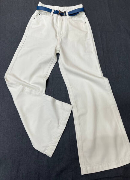 Джинсы Saint Laurent женский джинса белый 191602