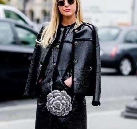 Дубленка Chanel женский черный 125606