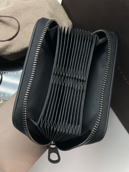 Мужской картхолдер Bottega Veneta мужской кожа черный 108698-4