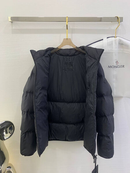 Мужской пуховик Moncler мужской черный 201781-3