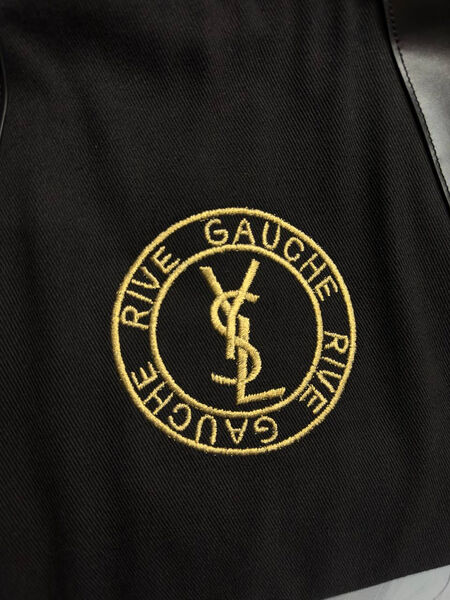 Сумка Saint Laurent женский кожа черный 149667-4