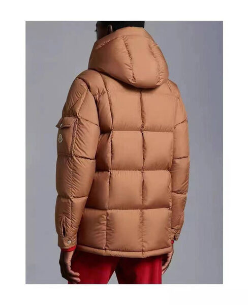 Мужской пуховик Moncler мужской бежевый 161586-10