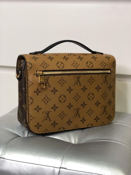 Сумка Louis Vuitton Pochette Metis женский канва 76851-3