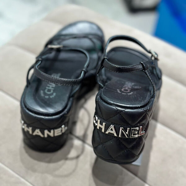 Босоножки Chanel женский кожа черный 112860-3