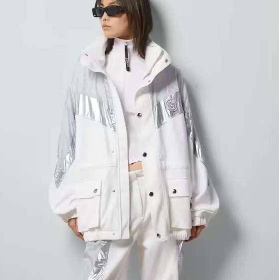 Куртка Gucci женский белый 145253