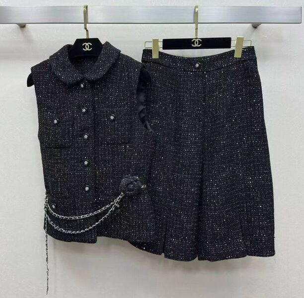 Костюм Chanel женский черный 192301