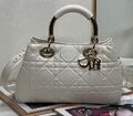 Сумка Christian Dior Lady женский кожа белый 102711-1