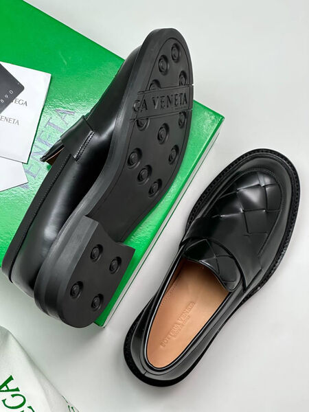 Мужские лоферы Bottega Veneta мужской кожа черный 134932-6