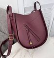 Сумка Loewe женский кожа бордовый 174282