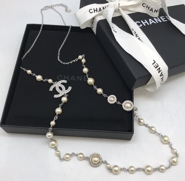 Бусы Chanel 15625