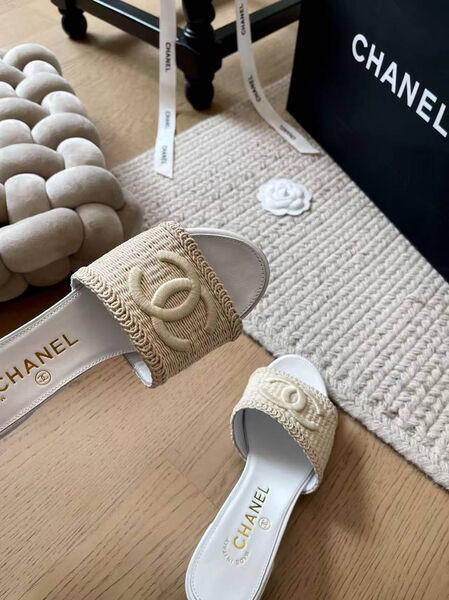 Шлепки Chanel женский текстиль бежевый 192419-4