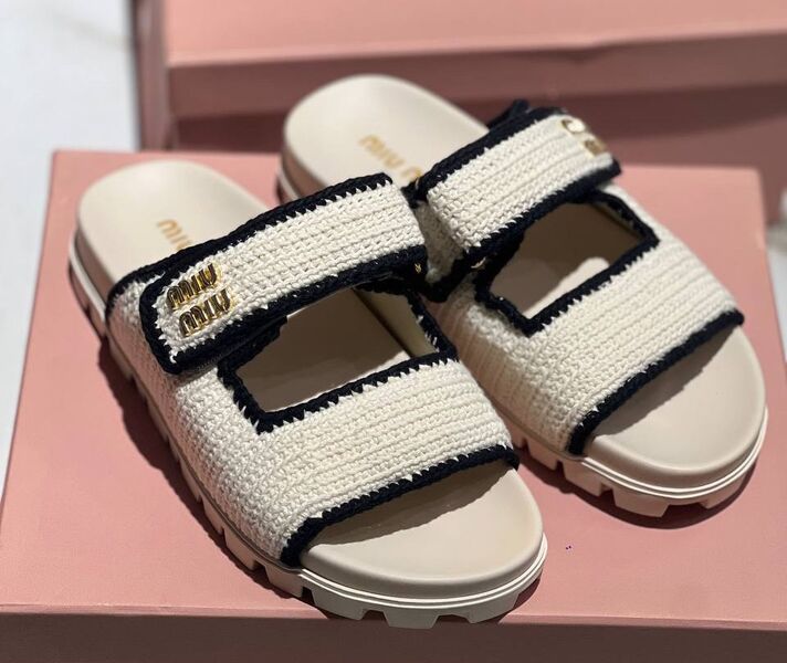 Сандалии Miu Miu женский текстиль белый 152949