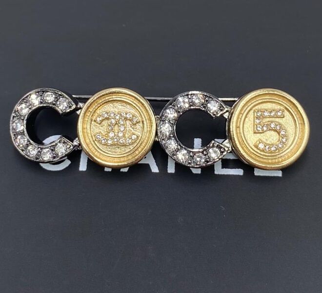 Брошь Chanel 10475