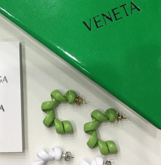 Серьги Bottega Veneta болотный 70472
