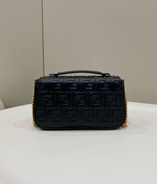 Сумка Fendi женский кожа черный 142099-2