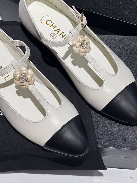 Балетки Chanel женский кожа белый 138646-3