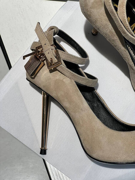 Туфли Tom Ford женский замша бежевый 110480-2