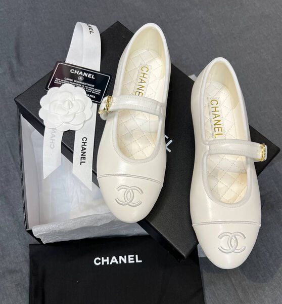 Балетки Chanel женский кожа белый 149171-3