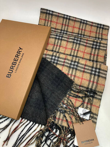 Шарф Burberry женский черный 170554