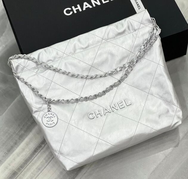 Сумка Chanel 22 женский кожа белый 109426