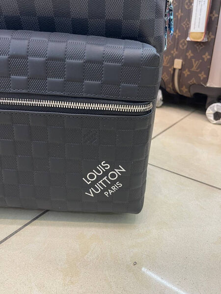 Мужской рюкзак Louis Vuitton мужской кожа черный 167091-7