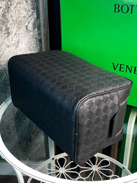 Мужской несессер косметичка Bottega Veneta мужской кожа черный 152931-4