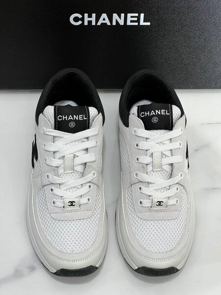 Кроссовки Chanel женский замша белый 180658-3