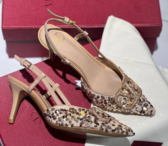 Туфли Valentino женский пайетки бежевый 135829