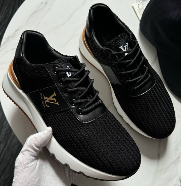 Мужские кроссовки Louis Vuitton мужской текстиль черный 154492