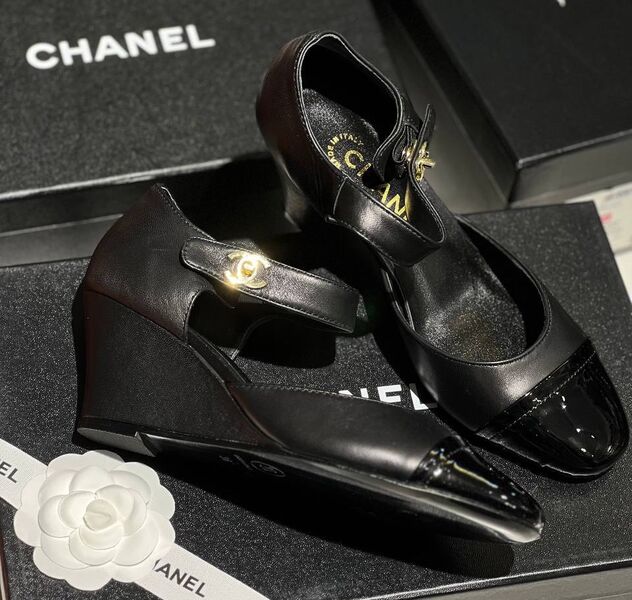 Туфли Chanel женский кожа черный 149123