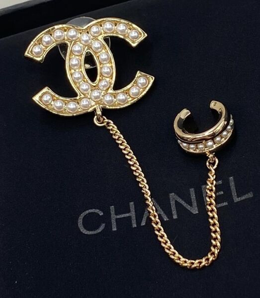 Серьга Chanel 70444