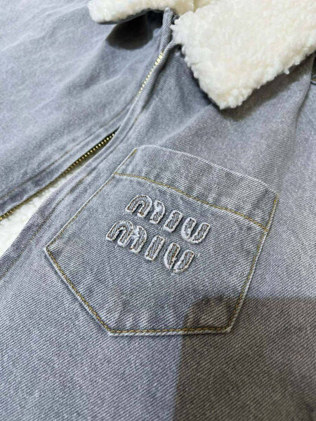 Куртка Miu Miu женский бирюзовый 127131-2