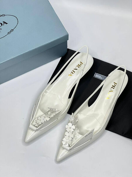Туфли Prada женский кожа белый 136650-2