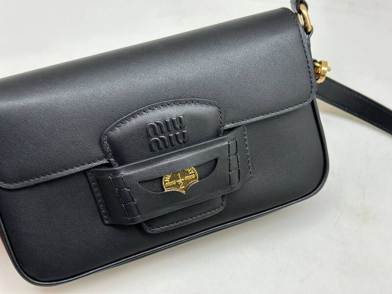 Сумка Miu Miu женский кожа черный 169074-2