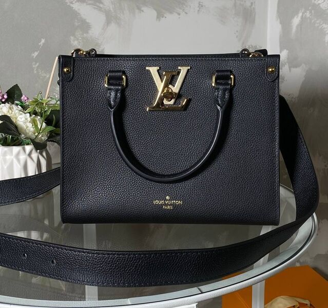 Сумка Louis Vuitton женский кожа черный 201946