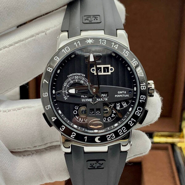 Мужские часы Ulysse Nardin черный 155554-2