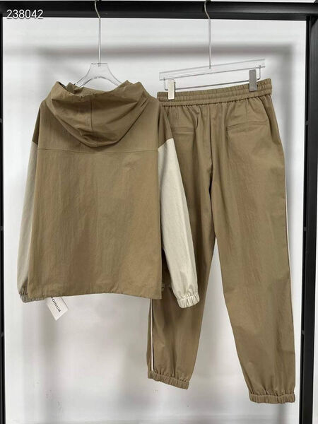 Костюм Brunello Cucinelli женский бежевый 138033-2