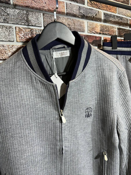 Мужской костюм Brunello Cucinelli мужской графитовый 157046-3