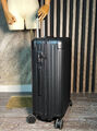 Чемодан Rimowa женский пластик черный 173125-2
