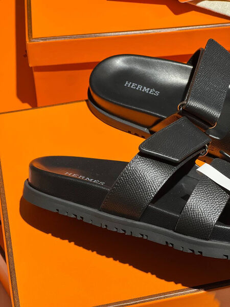 Шлепки Hermès женский кожа черный 150448-3