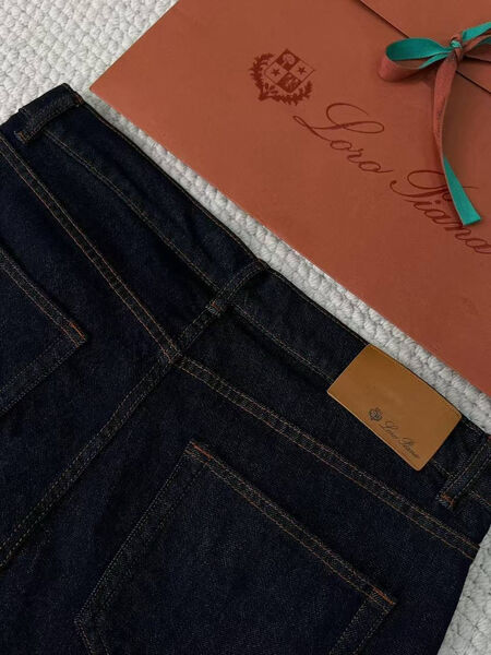 Мужские джинсы Loro Piana мужской джинса синий 182608-5