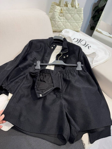 Костюм Christian Dior женский черный 185661-4